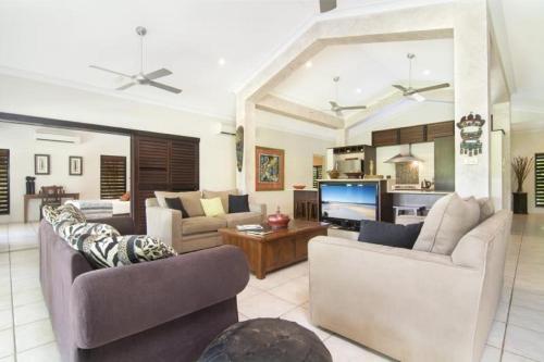 Tranquility By The Course Port Douglas - Accommodation Overview