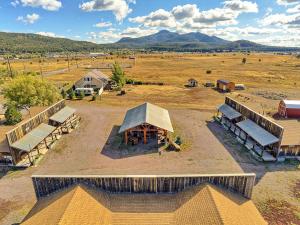 Trappers Rendezvous - Accommodation Options