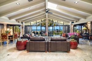 Trinity Beach Palace Luxury Estate by Belle Escapes - Accommodations and Amenities