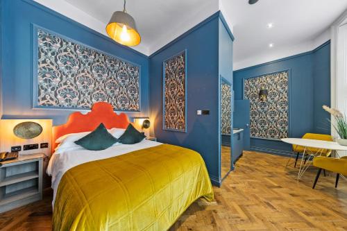 Vancouver Hotel and Studios - Accommodation Options