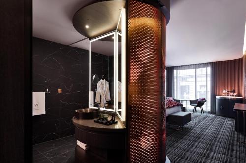 W Melbourne Hotel Review - Accommodation Offerings