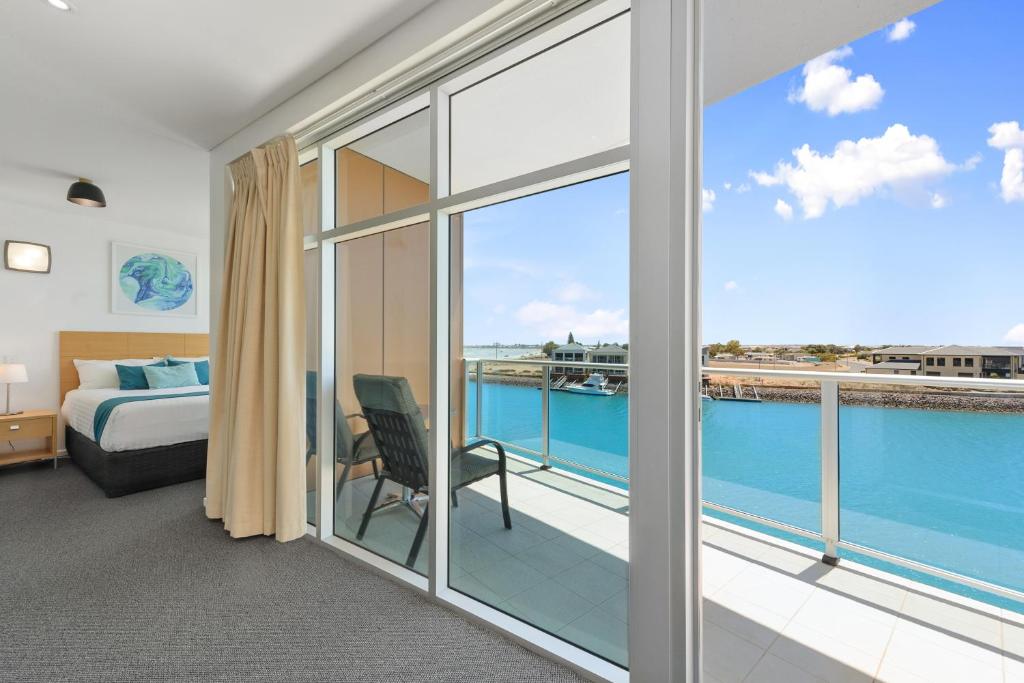 Wallaroo Marina Sea Vu Apartment Review