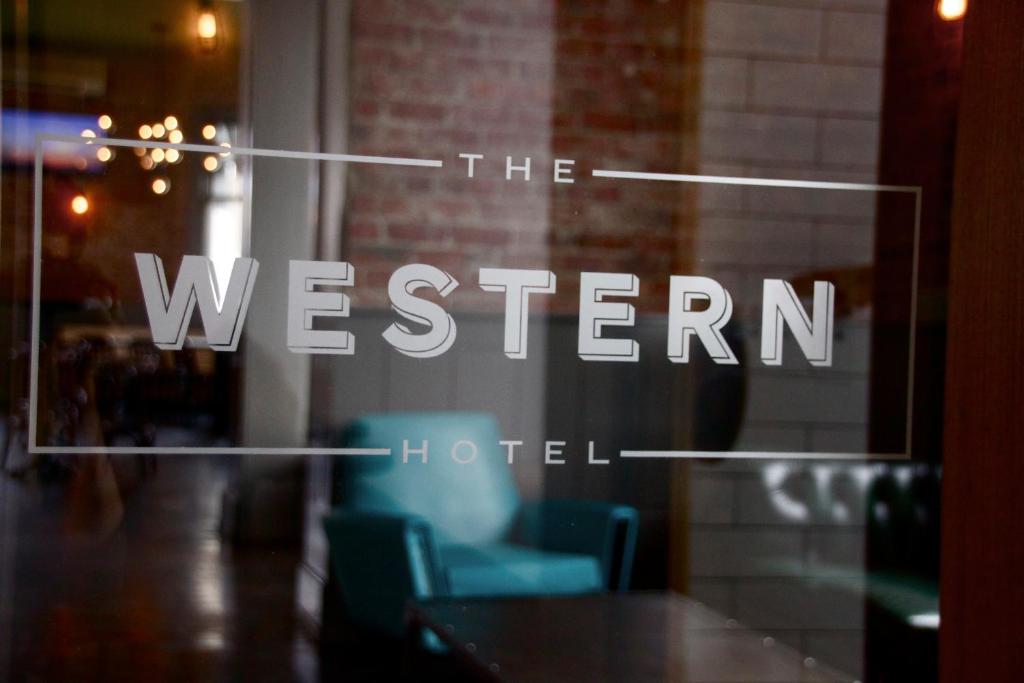 Western Hotel Ballarat - Accommodations and Amenities