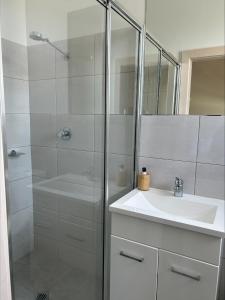 William Farrer Hotel - Accommodation Options