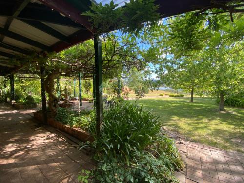 Willowlake Cottages - Cozy Country-Style Accommodations
