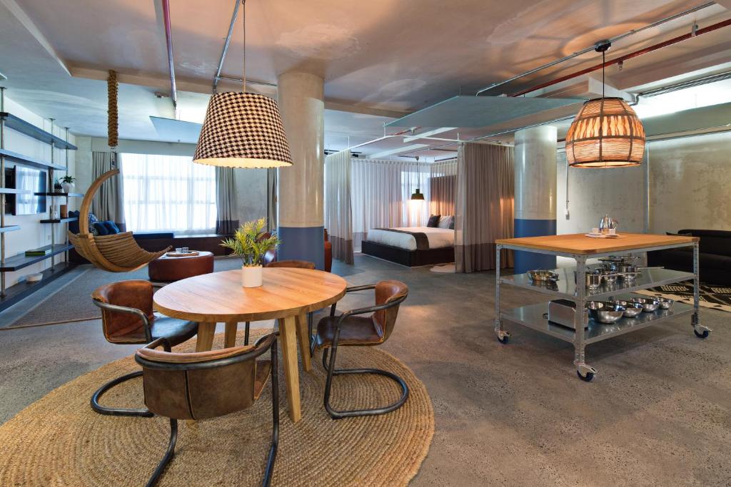 Zara Tower – Luxury Suites and Apartments Review