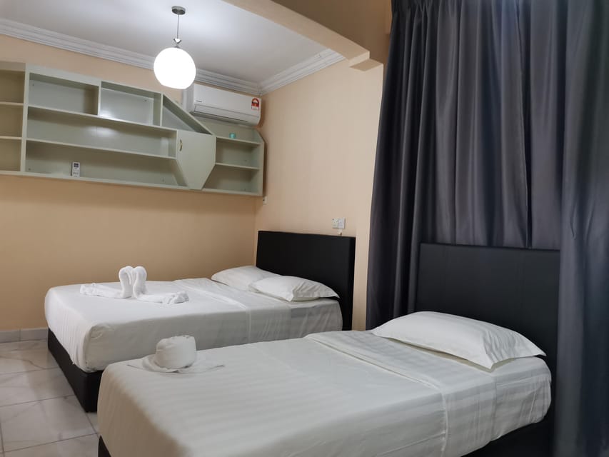 2D1N Jiu Hao Landed House + Bongawan Wetland Shared Tour