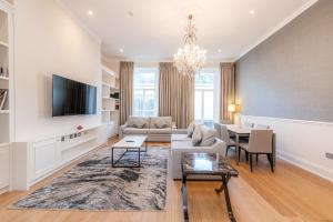 15 Hertford Street - Mayfair Apartments - Kitchen Amenities
