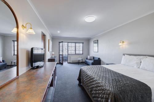Adelaide Inn - Guest Reviews and Ratings