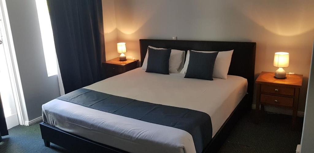 Adelaide Pulteney Motel - Amenities and Services