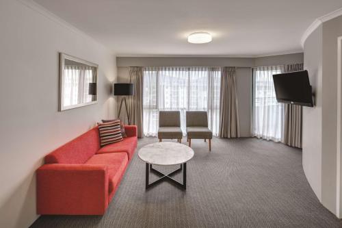 Adina Serviced Apartments Canberra James Court - Amenities and Facilities