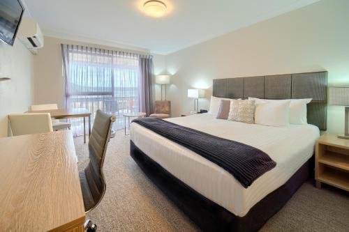 Albany Motel & Apartments - Amenities and Features