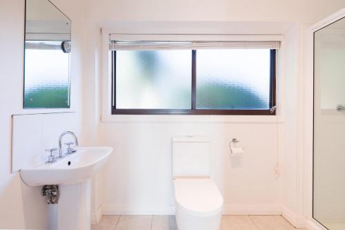Ananda 3 - Bliss by the Sea - Room Features and Amenities