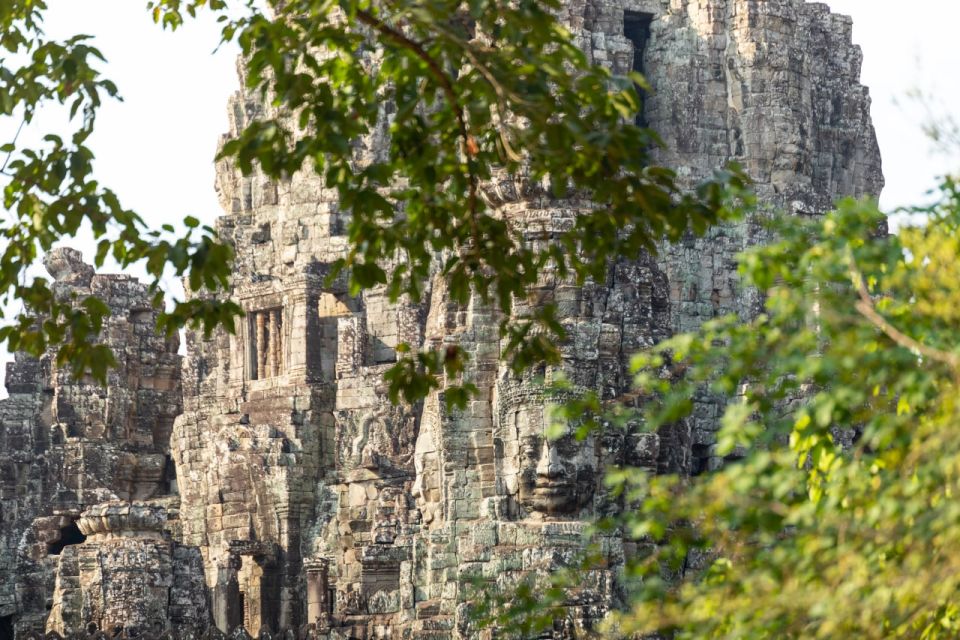 Angkor Explorer With Tuktuk & Private Guide