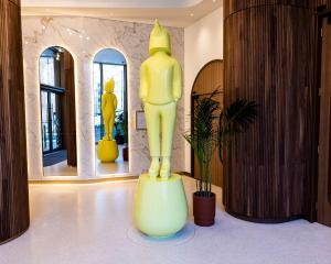 Artotel London Battersea Power Station, Powered by Radisson Hotels - Dining and Culinary Offerings