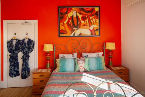 Assemblage Boutique Art B & B - Impressive Facility and Amenities