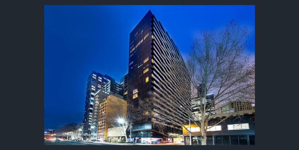 Aura on Flinders Serviced Apartments Review - Exceptional Guest Reviews