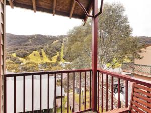 Banjo 5 Two Bedroom and Loft With Alpine Views and Fireplace - Amenities and Facilities