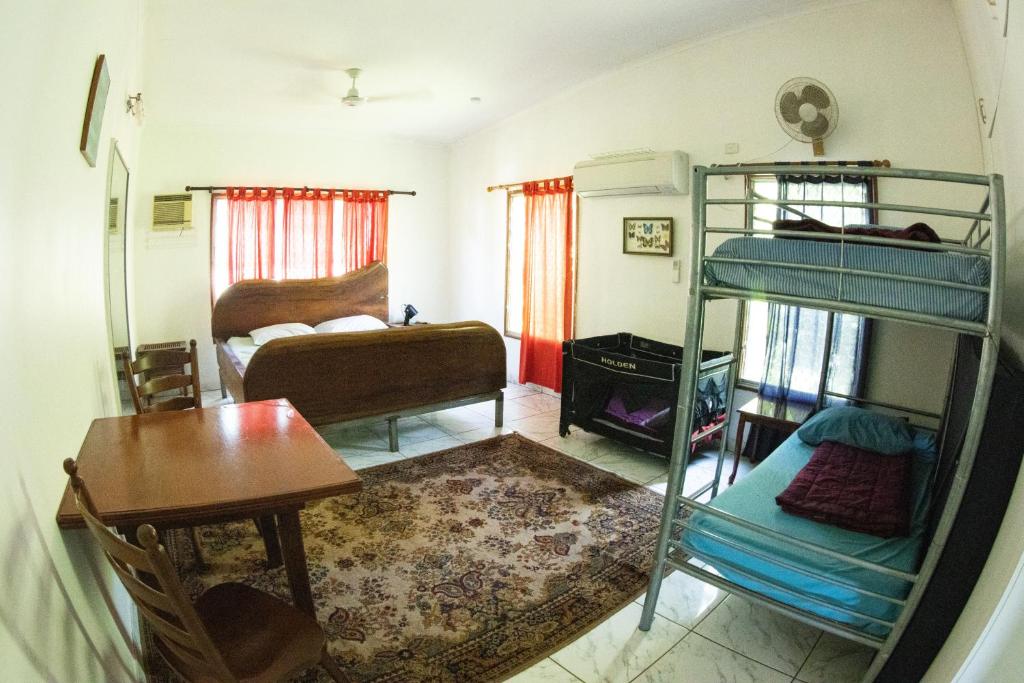 Best Hotels In Batchelor