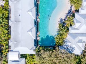 Beach Club Port Douglas Luxury Apartments - Dining and Restaurants