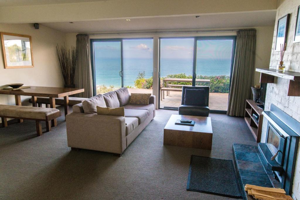Beacon Point Ocean View Villas - Guest Reviews and Experiences