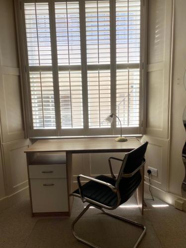 Belgravia Apartments - Room Features