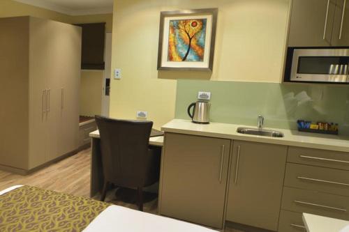 Bentley Motel Review