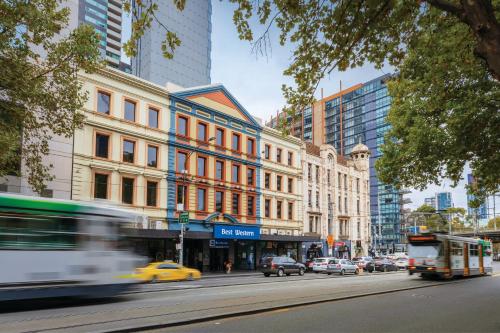 Best Western Melbourne City - Accommodations and Room Amenities