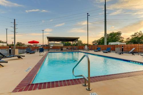 Best Western Plus Riata Hotel - Room Features Highlights