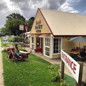 Bodalla Dairy Shed Guest Rooms - Dining and Amenities