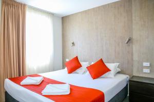 Boulevard on Beaumont - Guest Information