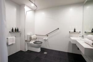 Bridgeport Hotel - Hotel Facilities