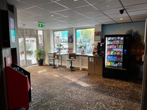 Budget Trianon Hotel - Amenities and Facilities