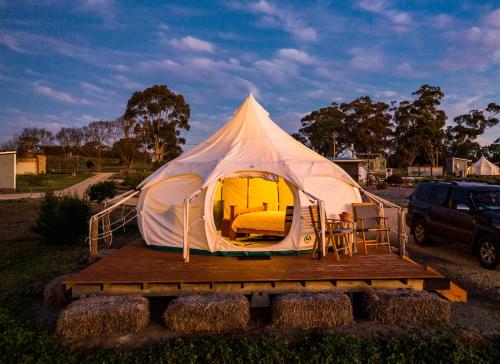 Bukirk Glamping & Fancy Coops - Exceptional Guest Experiences