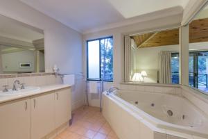 Bushy Lake Chalets - Accommodation Options