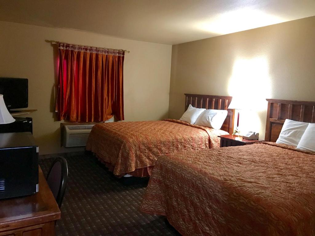 Camino Real Hotel - Facilities and Services
