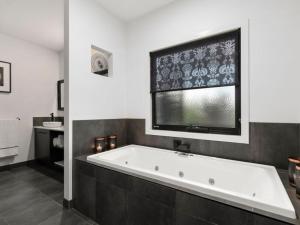 Campania Spa Suite 2 - Outdoor Facilities
