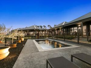 Campania Spa Suite 3 - Policies and Access