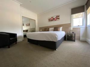 Campaspe Lodge - Accessibility and Services