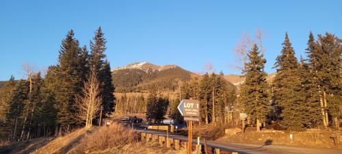 CASTLE ROCK - Guest Ratings and Reviews