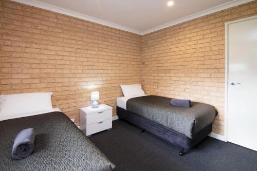 Cervantes Pinnacles Motel - Amenities and Facilities