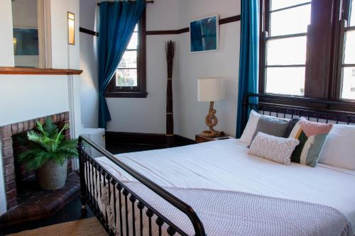 Charing Cross Hotel - Hotel Amenities