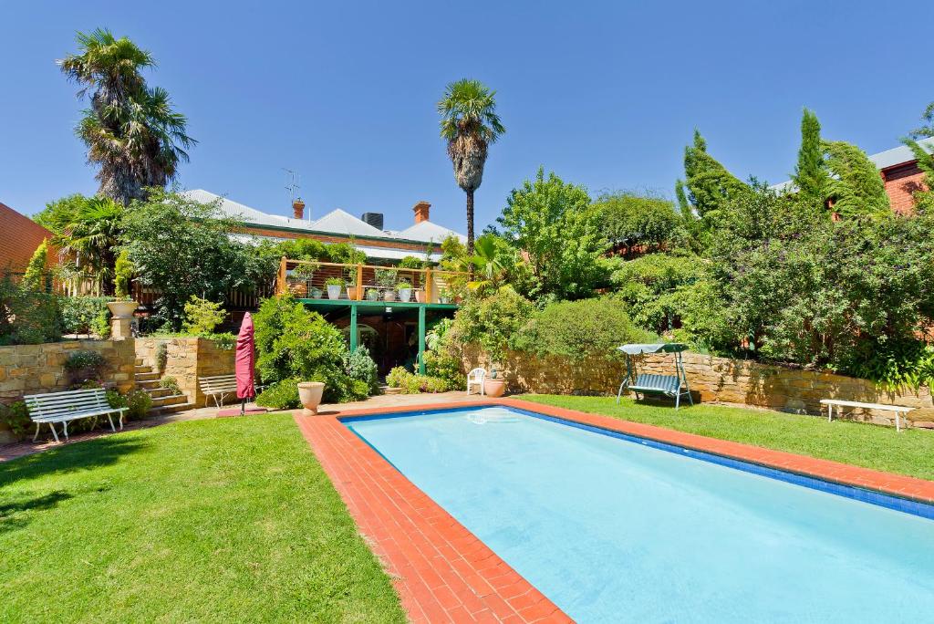 Corvah House Review