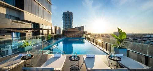 Crowne Plaza Adelaide, an IHG Hotel - Room Features and Options