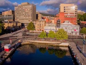 Customs House Hotel - Room and Facility Details
