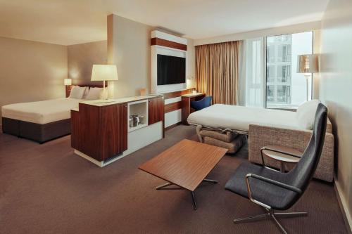 DoubleTree by Hilton Hotel London - Tower of London - Accommodation Options