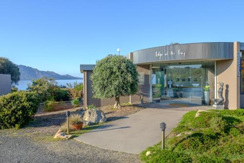Edge of the Bay Resort - Facilities and Amenities
