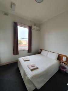 Empire Hotel Goulburn - Accommodation Options and Pricing