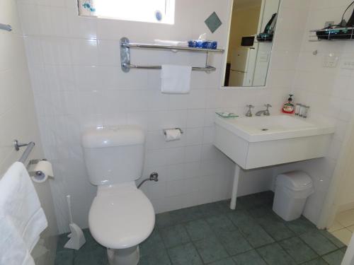 Emu Point Motel - Facilities and Amenities