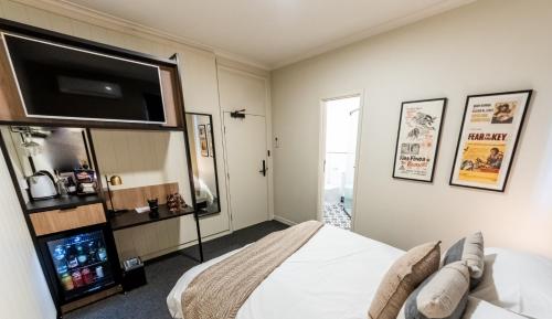Eyre Hotel - Dining and Culinary Offerings